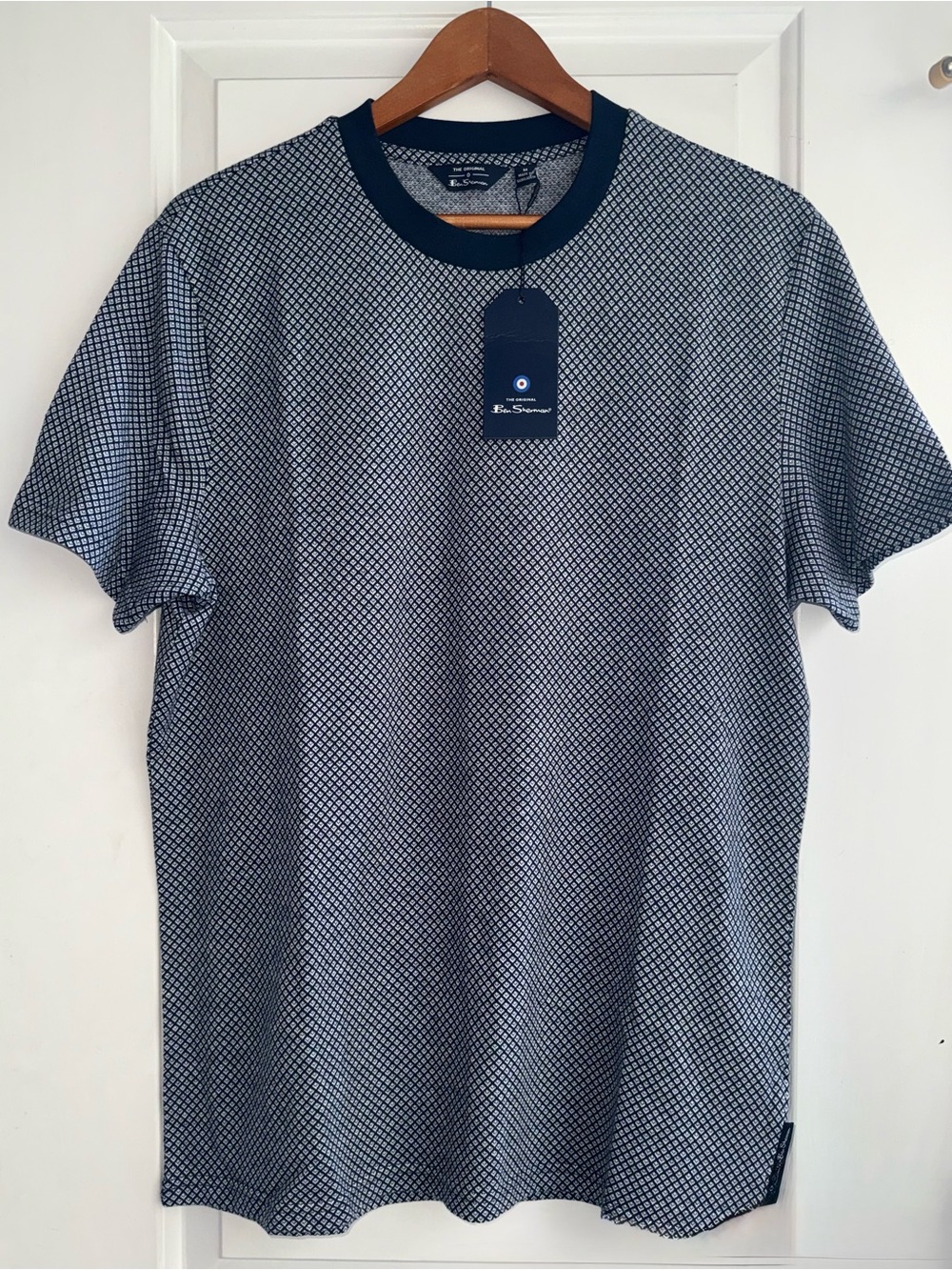Ben Sherman NWT 100% Cotton Geometric Knit Crewneck Shirt in Deep Navy